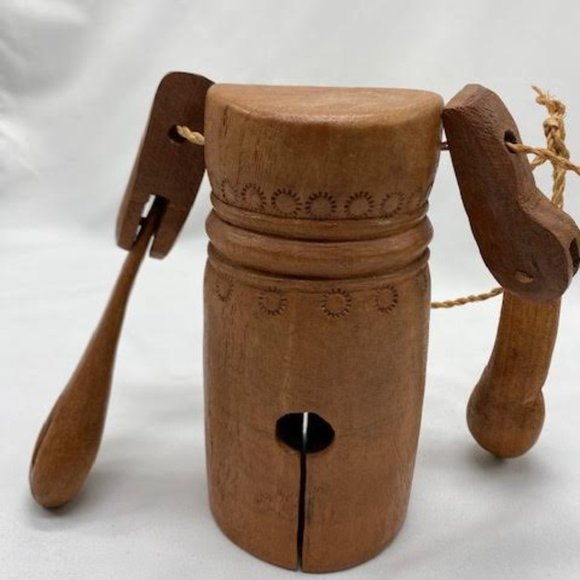 Unique Old Primitive Hand Carved Wooden Cow Goat Bell - Picture 2 of 10